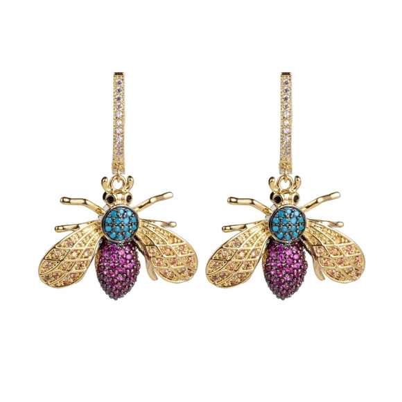 eye candy Jewelry - EyeCandy Volar Bee Earrings New